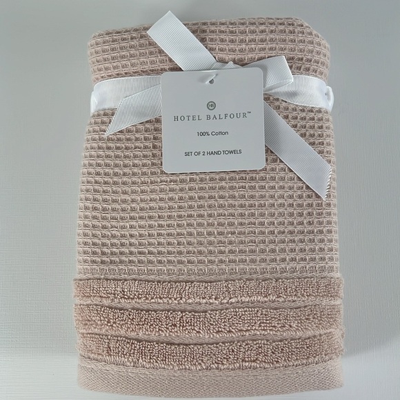 Hotel Balfour Hand Towels Light Pink 100% Cotton 2 Pieces NEW - Picture 4 of 5